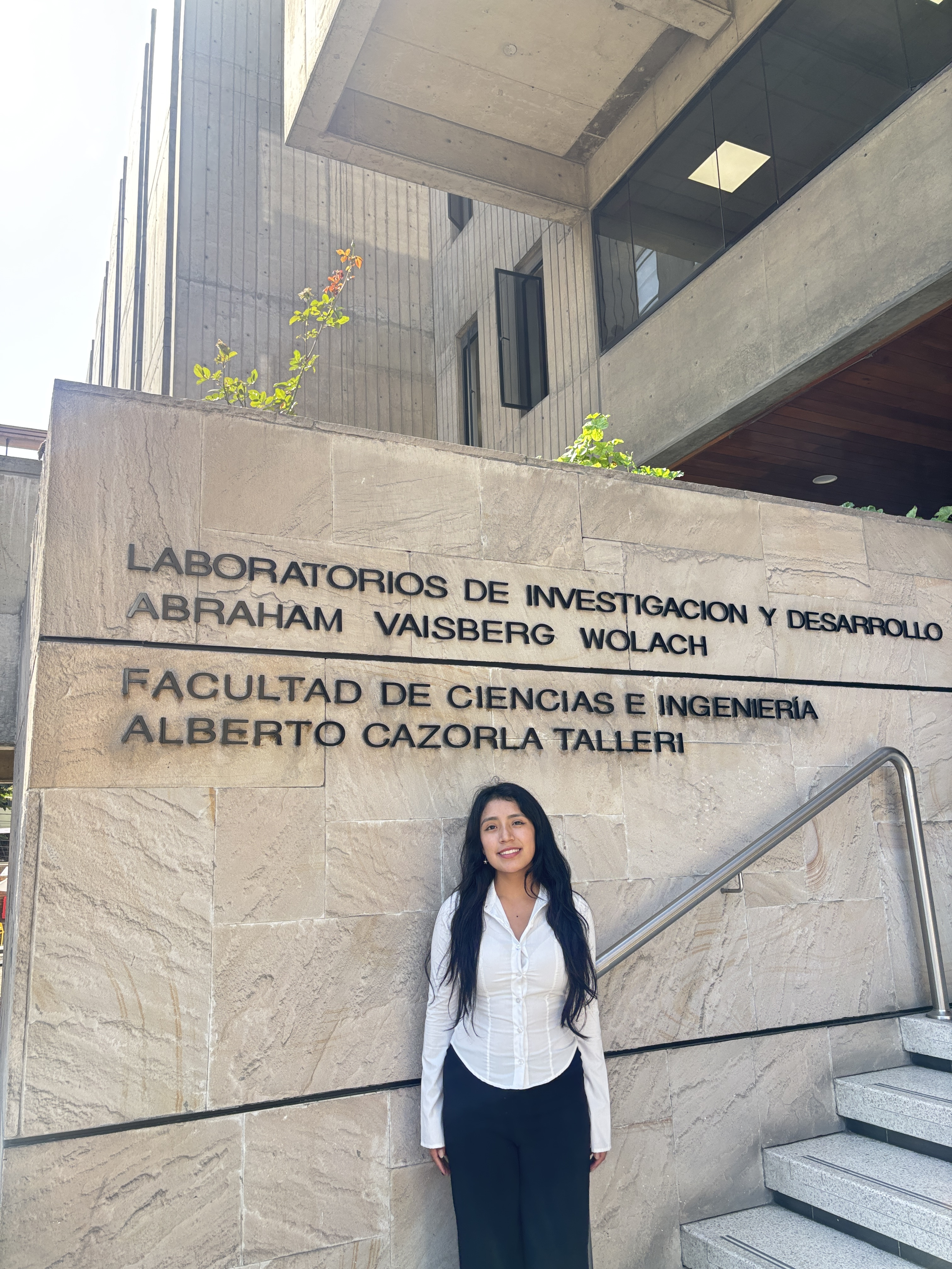 Ariana Dextre Palomino